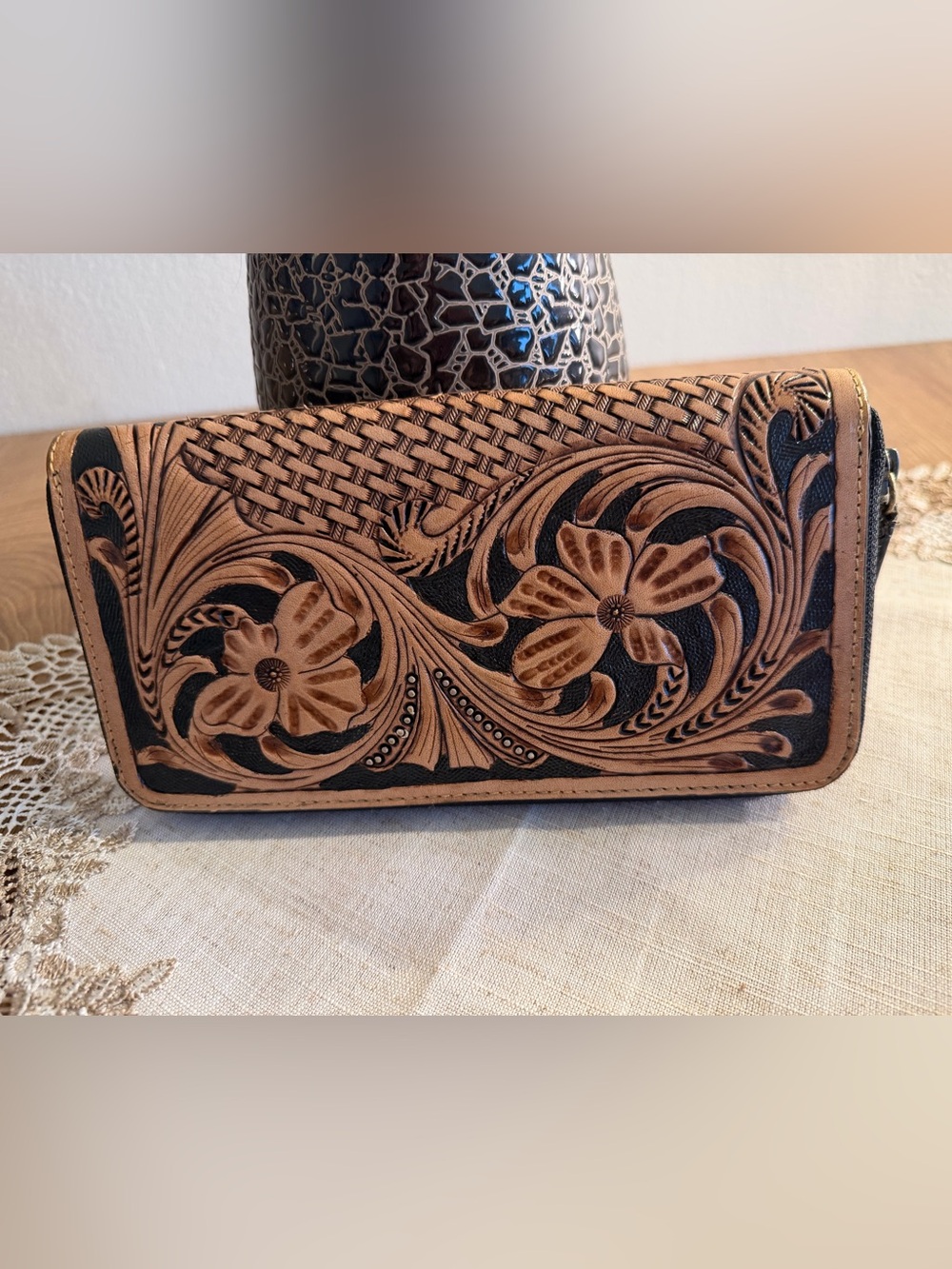 Tooled Leather Tan & Black Zip Around 8 Cd Slots Wallet 4.5”x8”